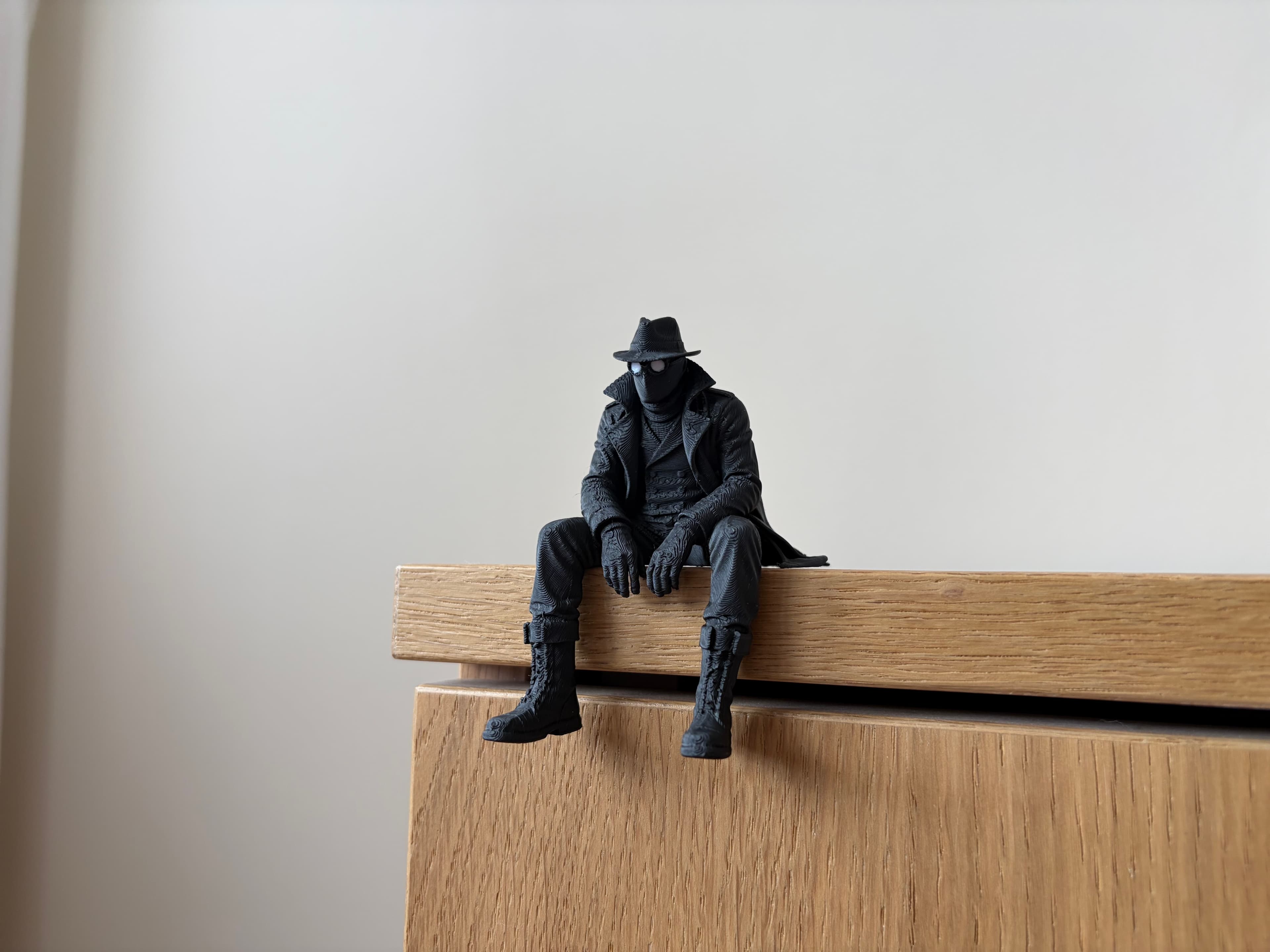 Noir Detective Figure